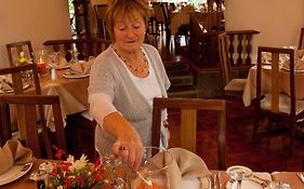 Hanora'S Cottage Guesthouse And Restaurant